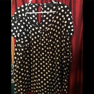 Polka dot short sleeve top